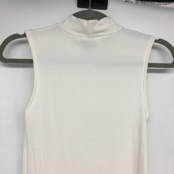 She + Sky White Ribbed Mock Neck sleeveless Bodysuit size L - Picture 10 of 14
